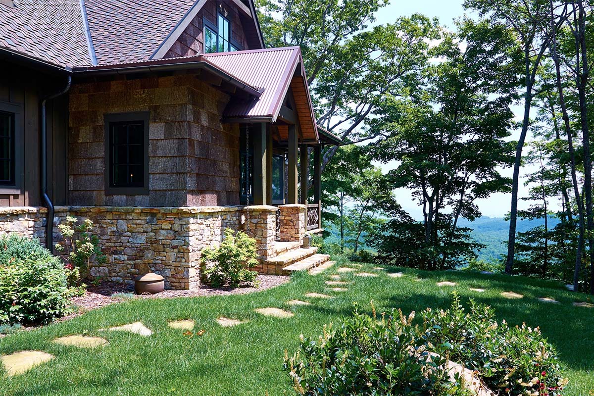 Preserve-at-Rock-Creek-sapphire-nc-exterior