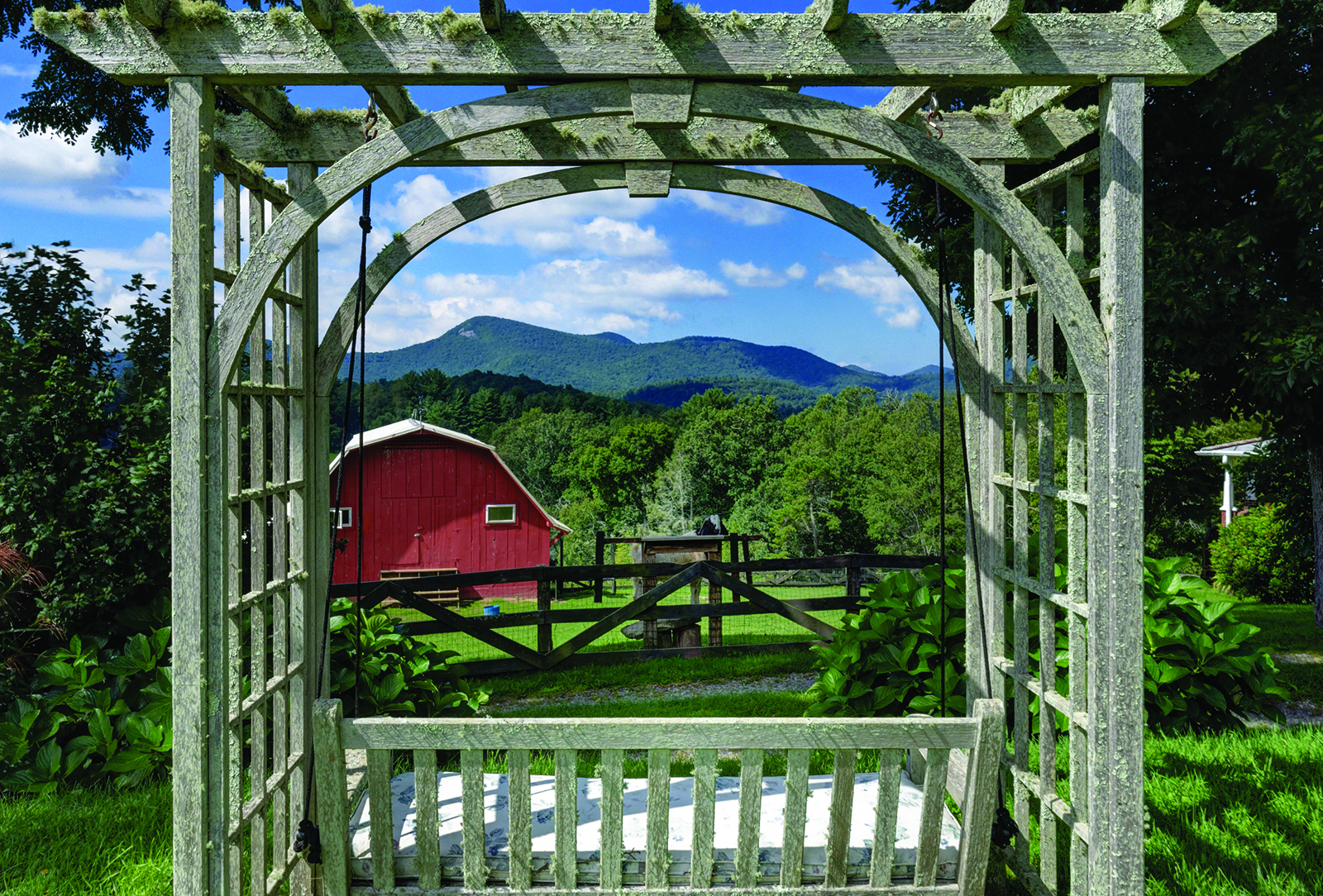 cashiers-nc-real-estate-home-for-sale-mckee-propertis-Hayrake-Hill-Farm-view