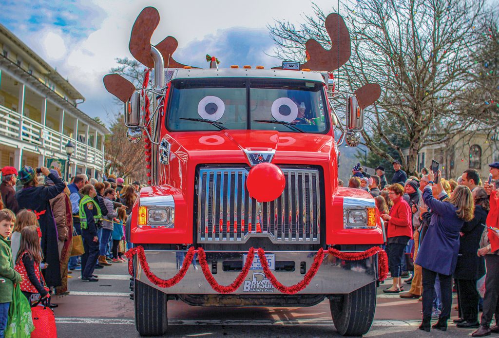 Olde Mountain Christmas Parade