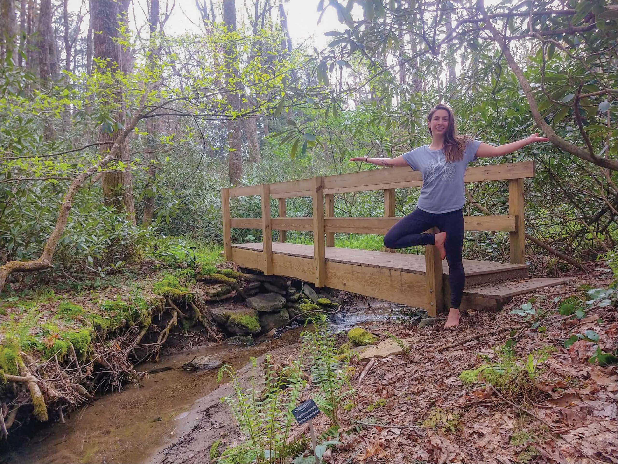 highlands-nc-yoga-by-the-lake