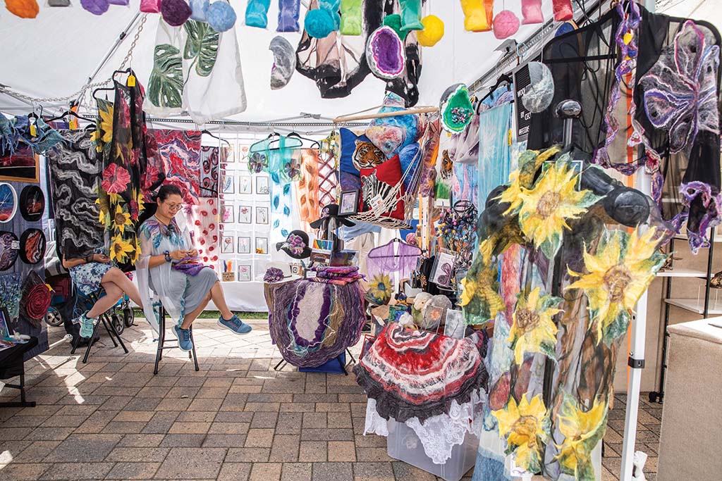 Explore Mountain Art & Craft