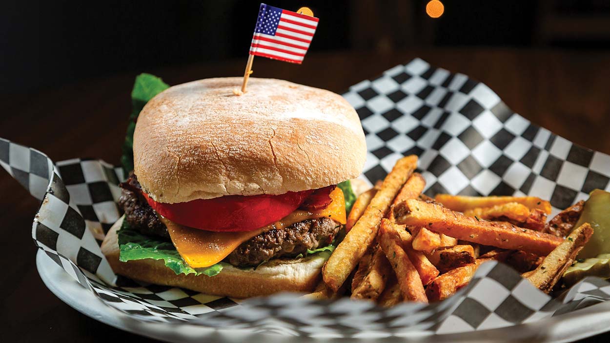 highlands-nc-restaurants-don-leons-burger