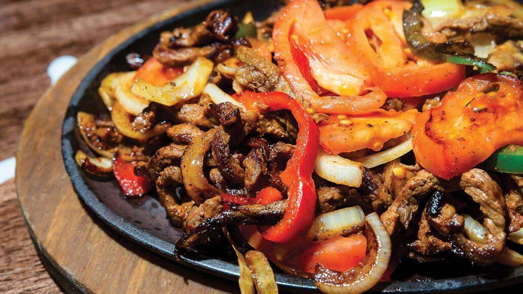 lake-toxaway-dining-Los-Vaqueros