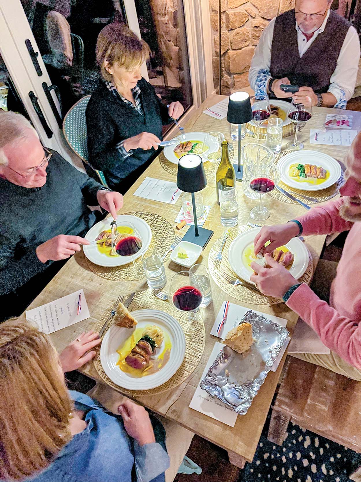 highlands-nc-wine-dinner-chef-Katherine-Frelon-table