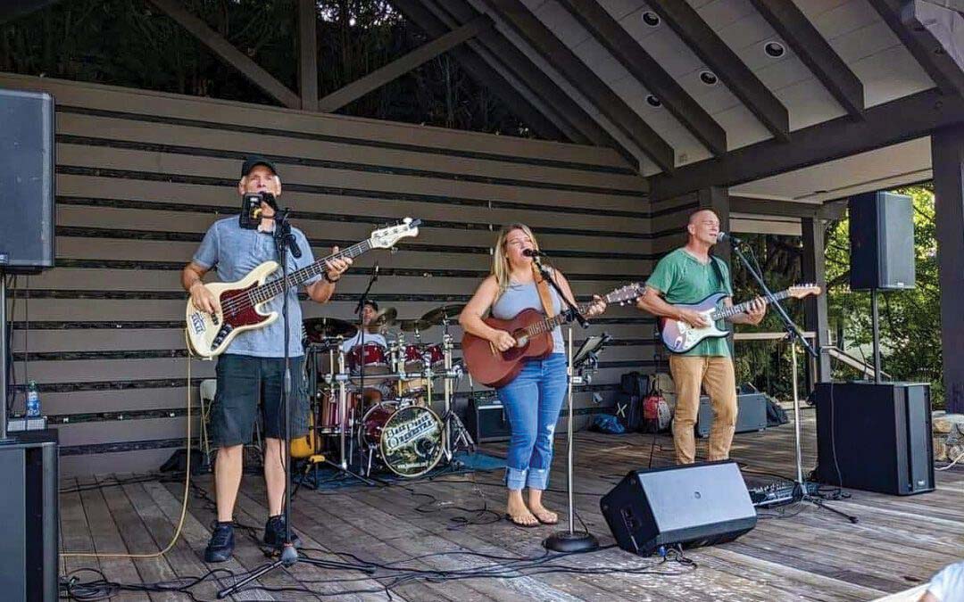 Homegrown, Traditional Roots