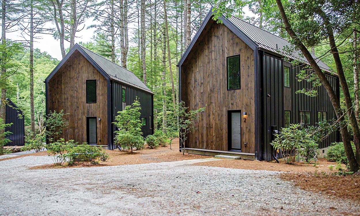 highlands-nc-accommodations-high-camp-exterior