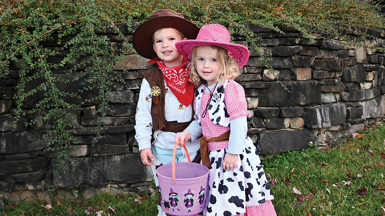 cashiers-nc-halloween-cowhandsjpg