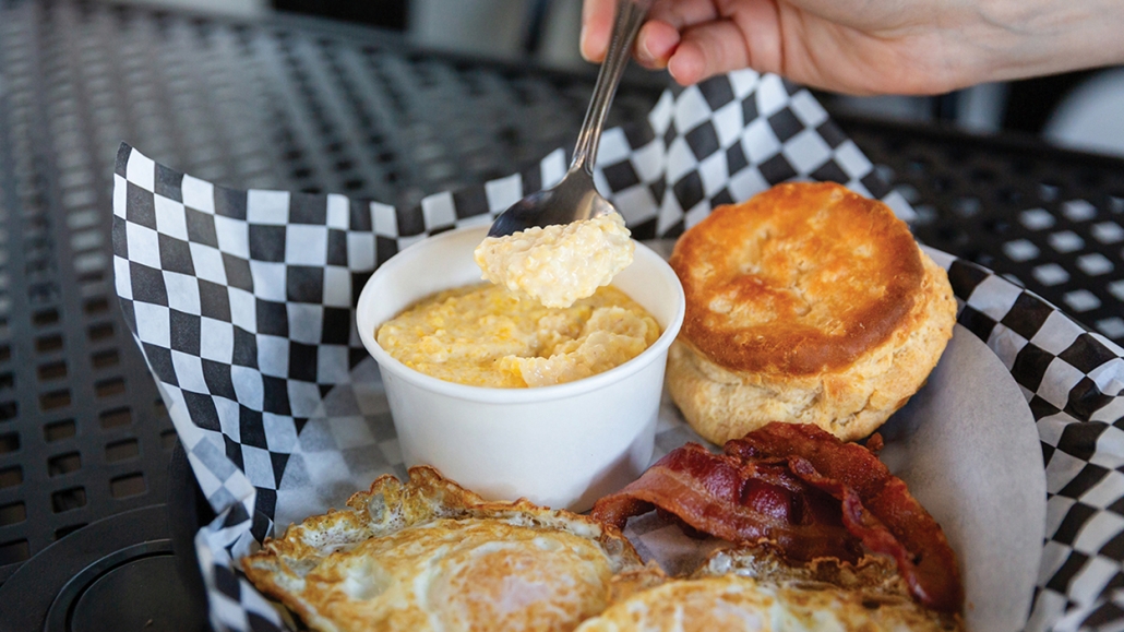 highlands-nc-breakfast-don-leons-grits