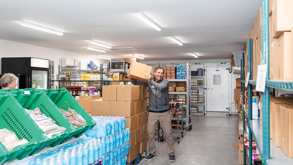 cashiers-nc-fishes-loaves-packing