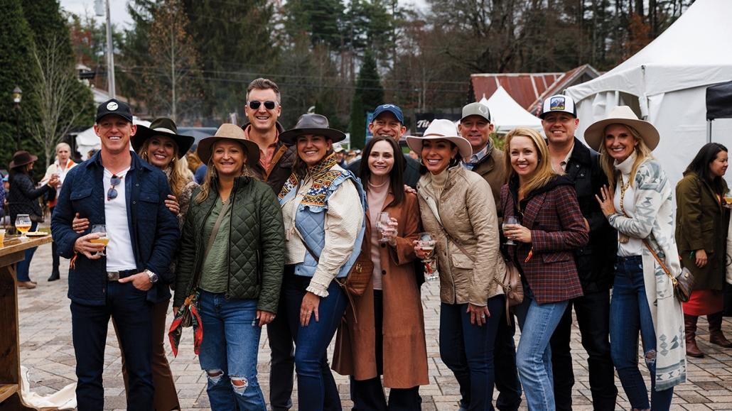 highlands-nc-wine-food-truckin-crowd