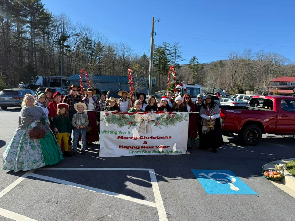 cashiers-nc-christmas-parade-award-winners-blue-ridge-school-1