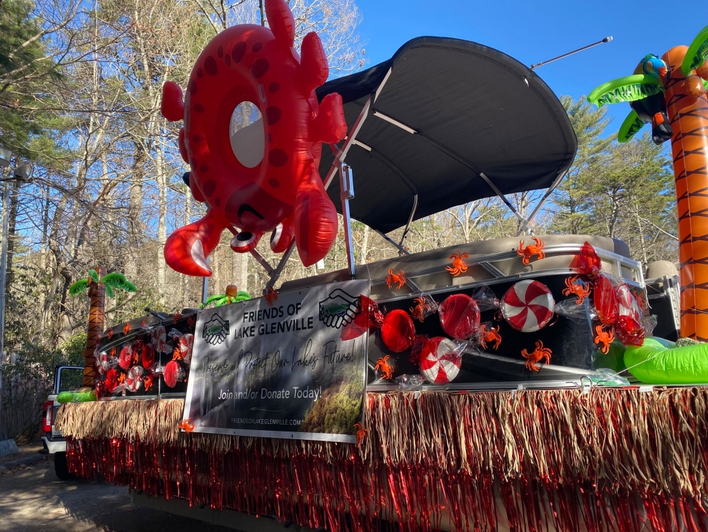 cashiers-nc-christmas-parade-award-winners-lake-glenville-1