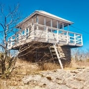 highlands-cashiers-laurel-cover-photographer-Beth-Jones-tower