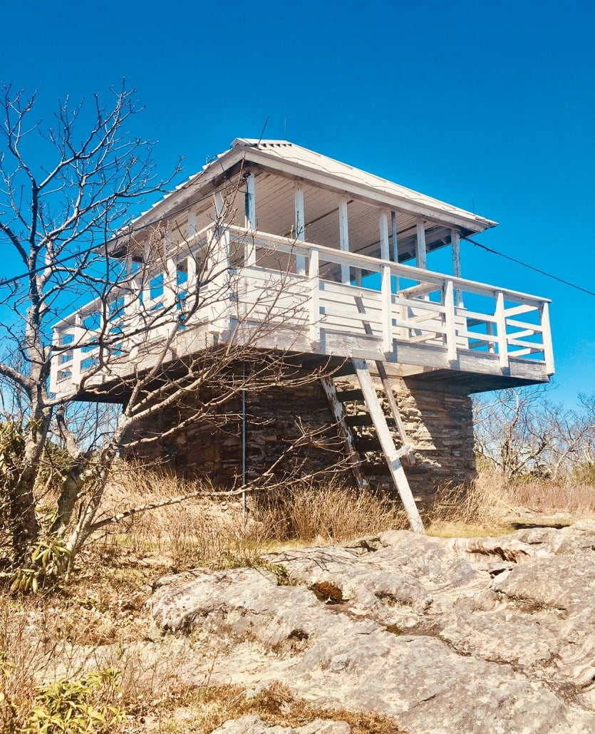 highlands-cashiers-laurel-cover-photographer-Beth-Jones-tower