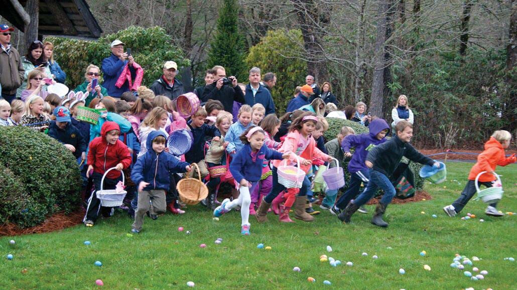 cashiers-nc-village-green-easter-egg-hunt