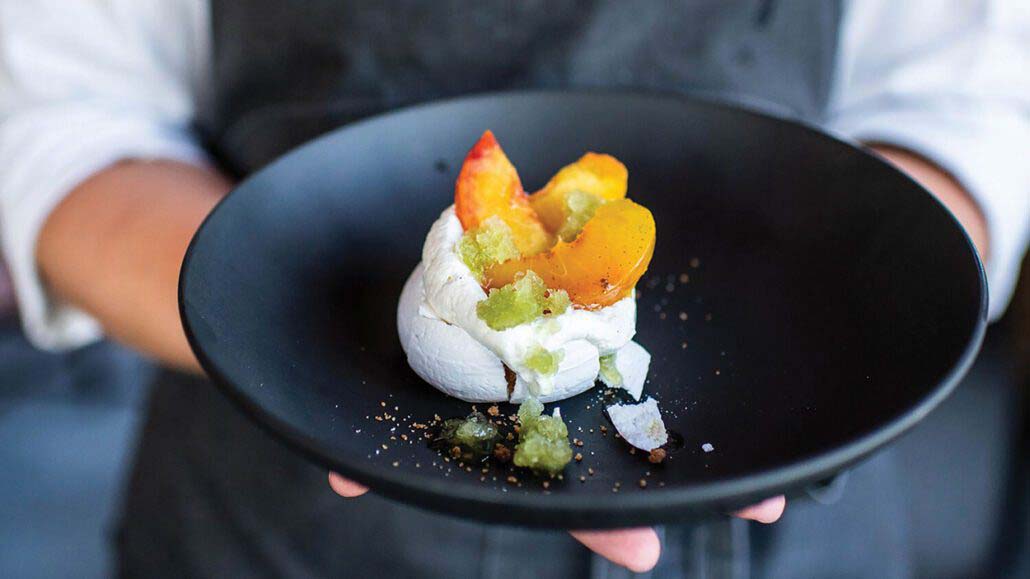 high-hampton-pastry-chef-april-franquez-peach