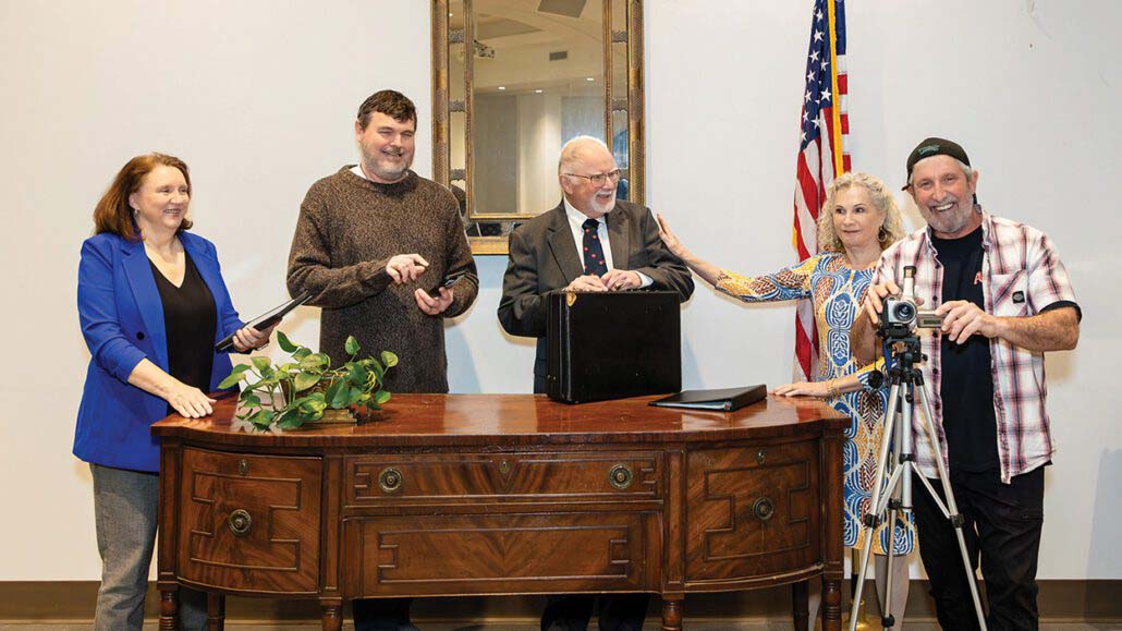 highlands-cashiers-players-the-outsider