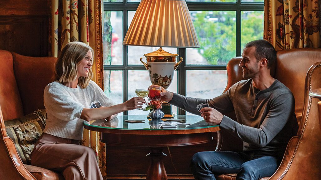 highlands-nc-old-edwards-we-love-locals-hummingbird-cheers