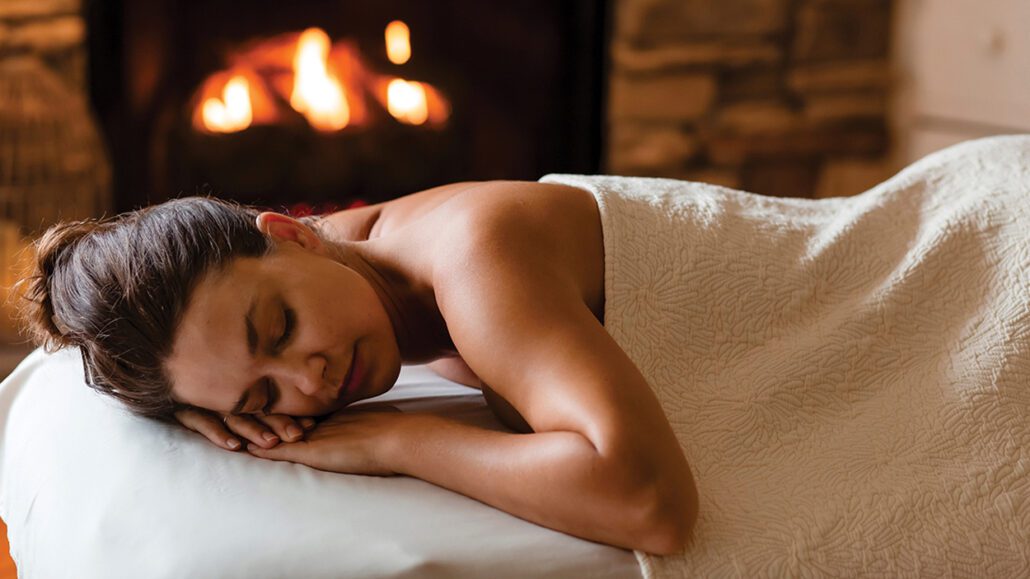 highlands-nc-old-edwards-we-love-locals-spa