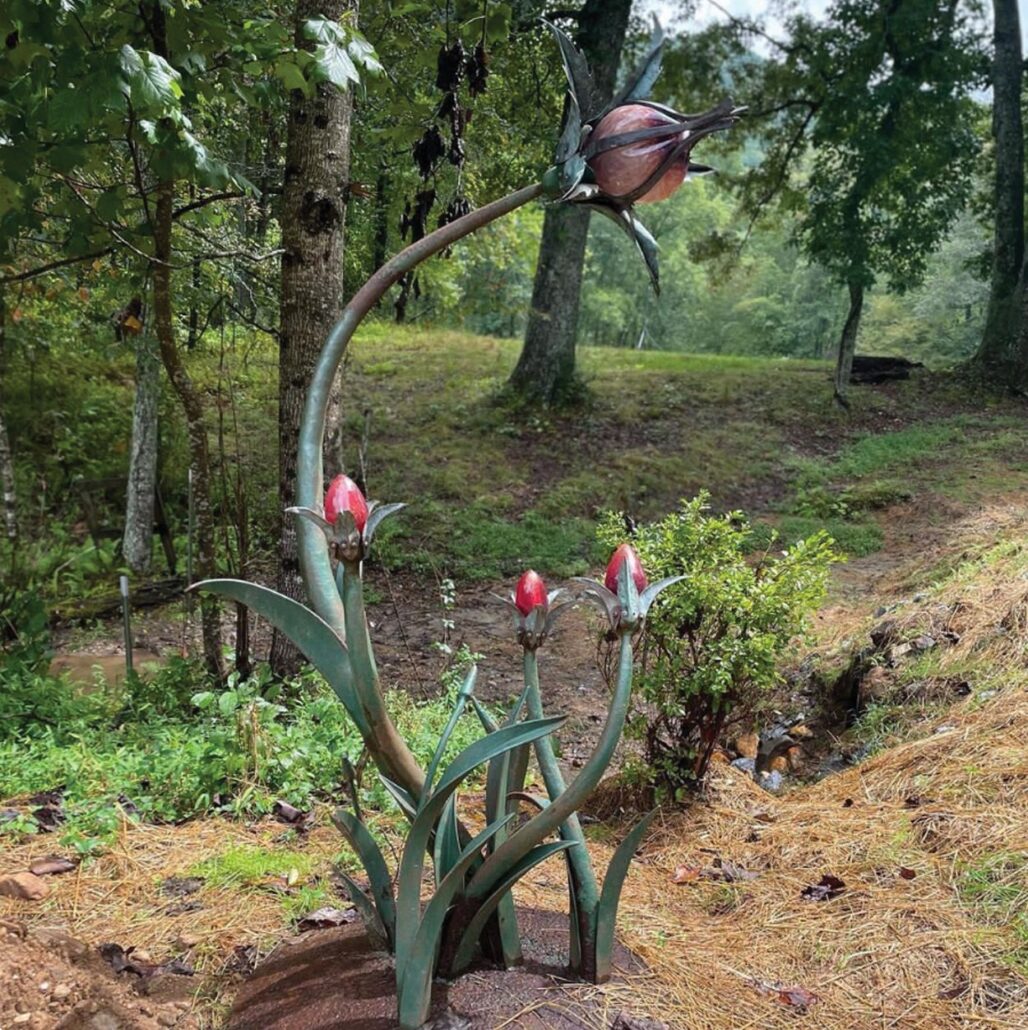 Artist-Robert-Noelke-flower