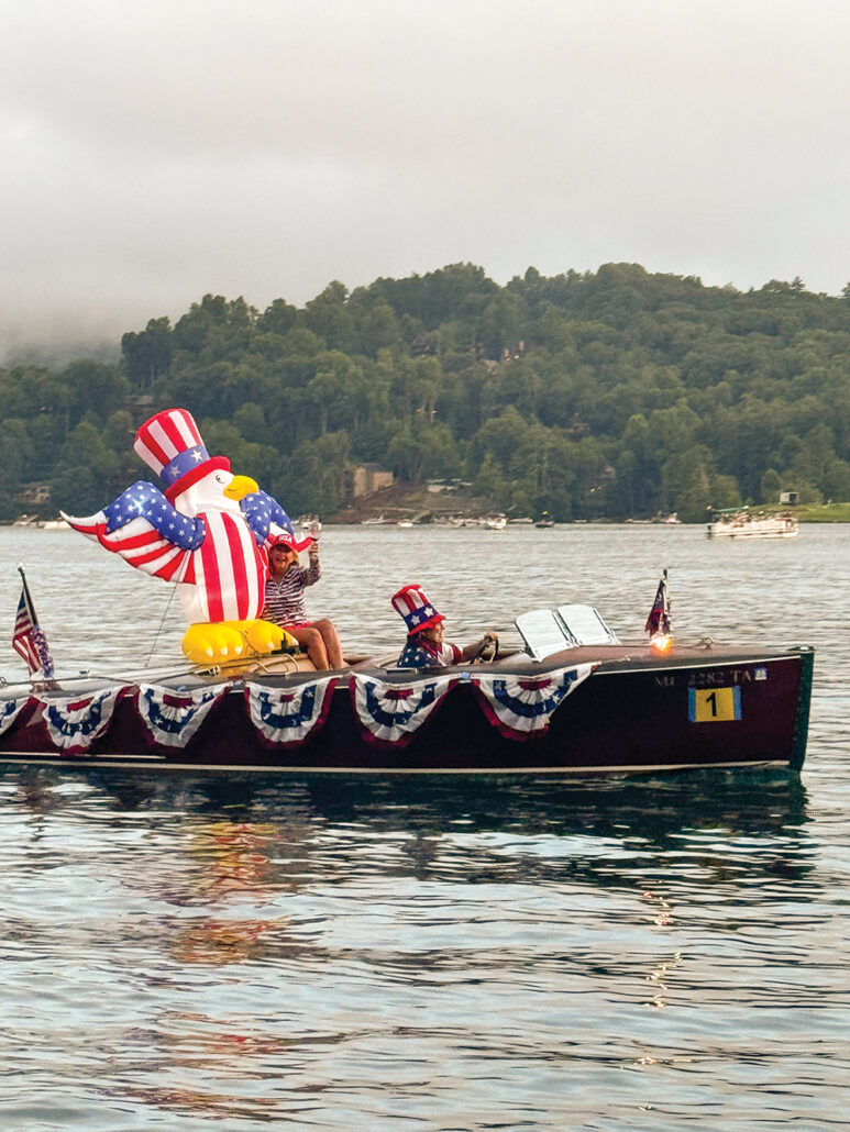 glenville-nc-july-4-boat-parade