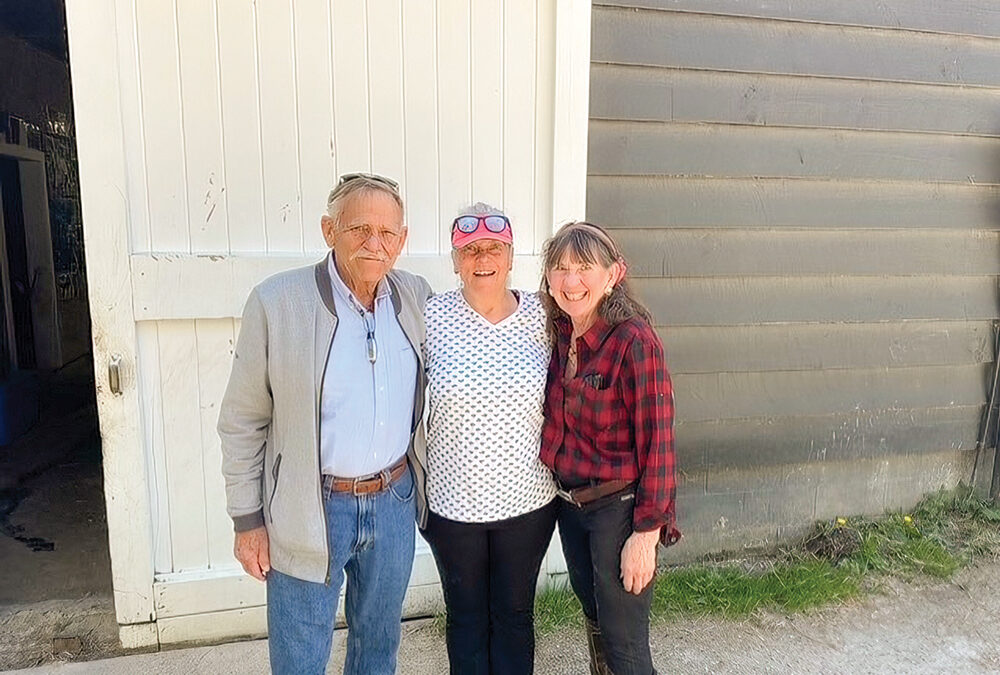 highlands-nc-carpe-deim-farms- couple