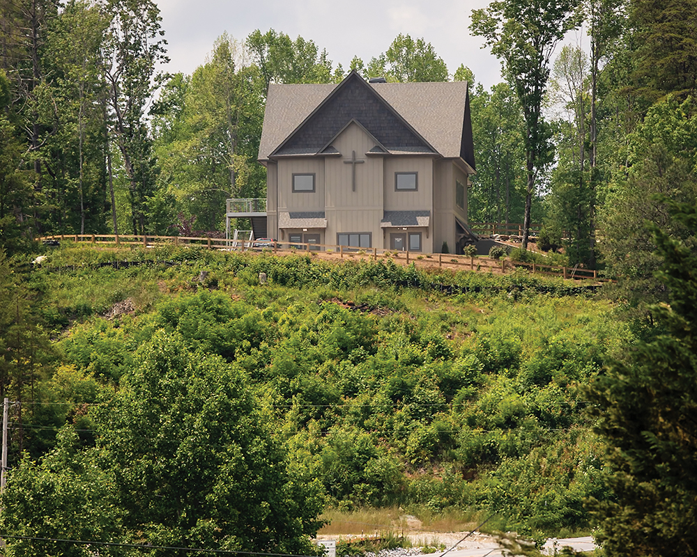 scaly-mountain-grace-chapel