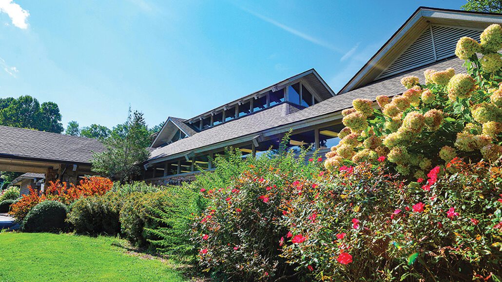 cashiers-nc-albert-carlton-community-library