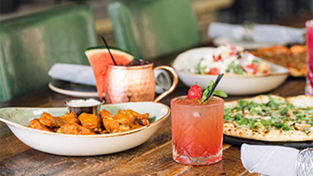 glenville-nc-happs-place-table