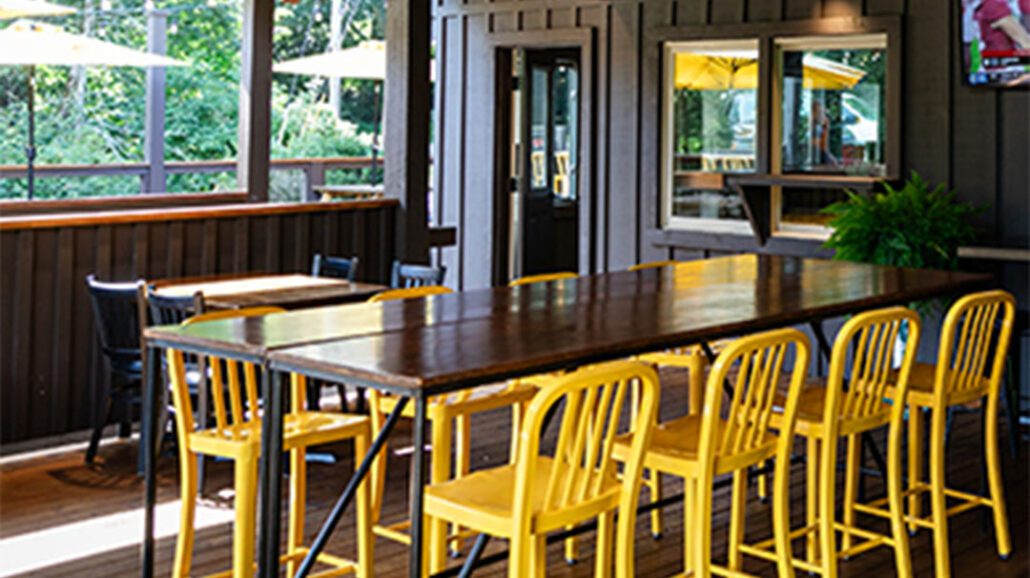 highlands-nc-highlands-smokehouse-live-music