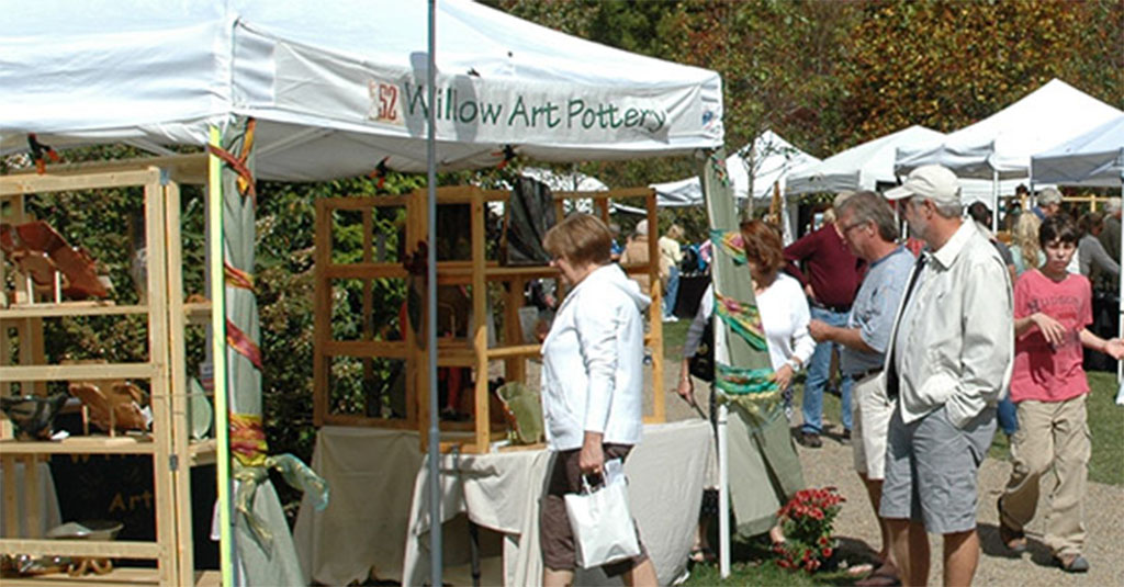 cashiers-nc-village-green-cashiers-valley-leaf-festival