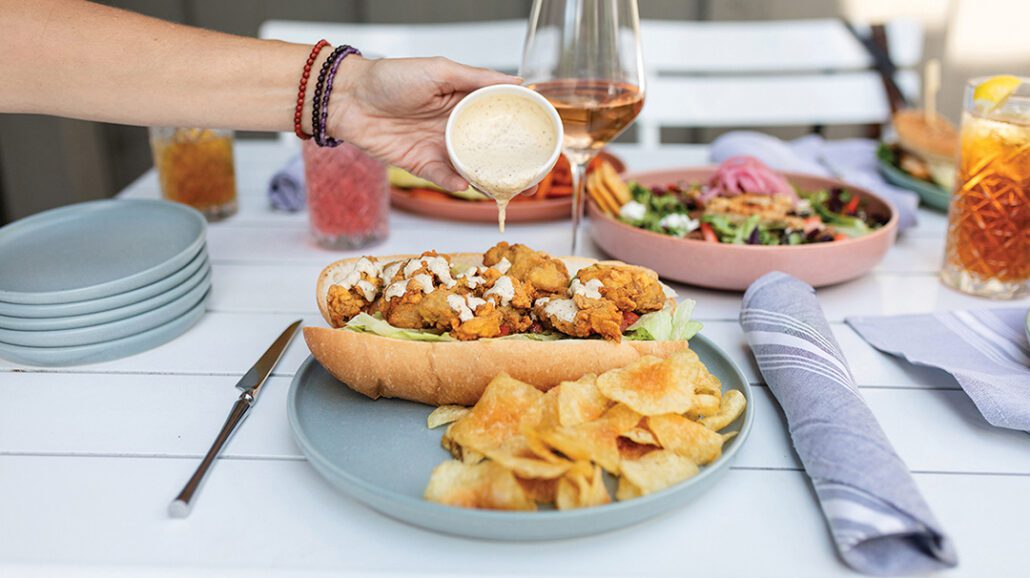 cashiers-nc-village-pantry-oyster-poboy