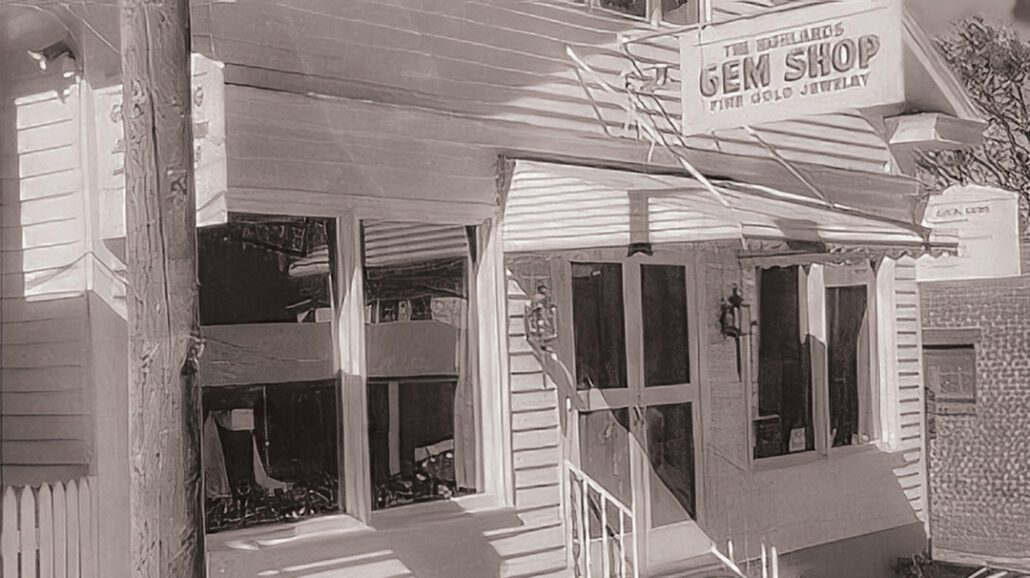 g-highlands-nc-shopping-gem-shoppe-exterior