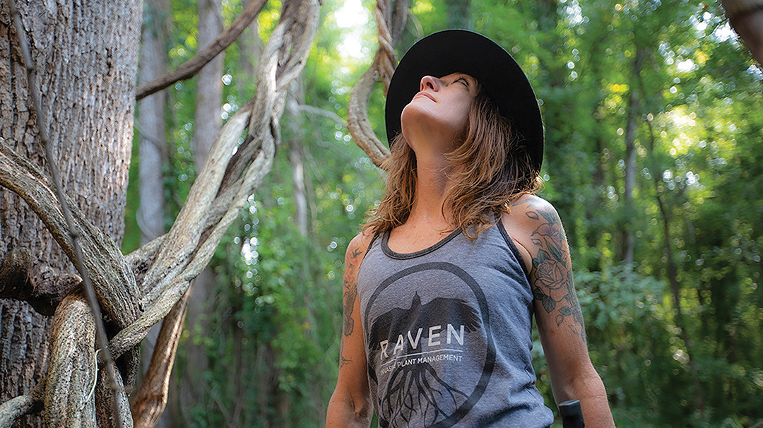 highlands-cashiers-land-trust-village-nature-series-raven