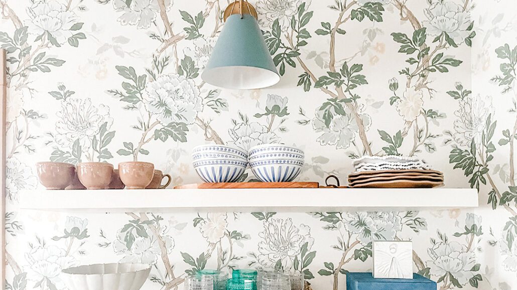 highlands-nc-cabin-renovation-kitchen-shelves