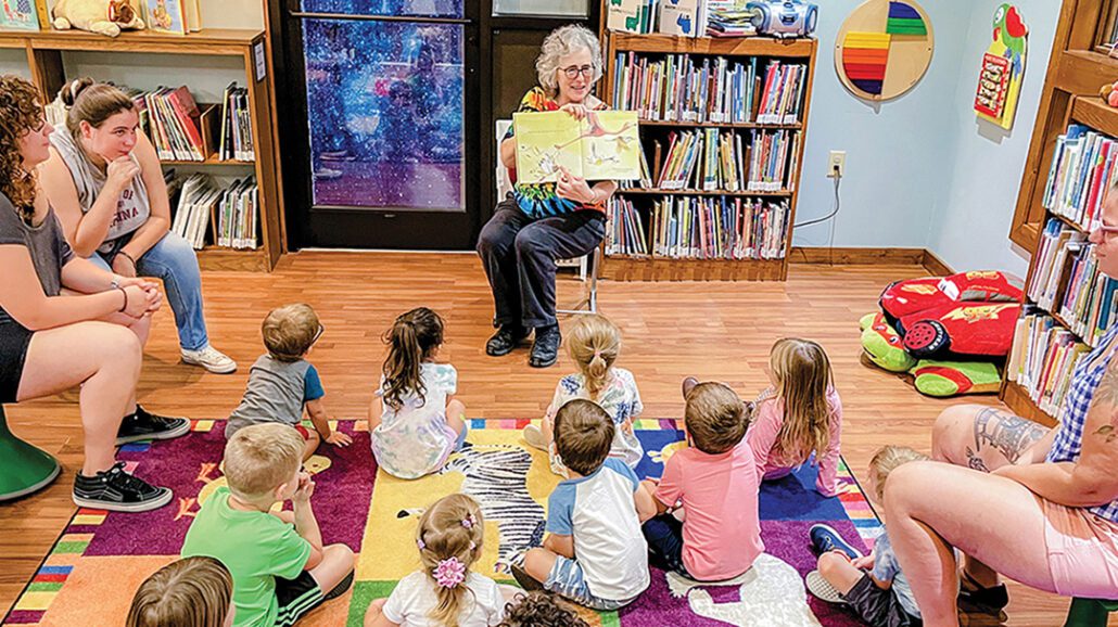 highlands-nc-hudson-library-Carlyn-Morenus