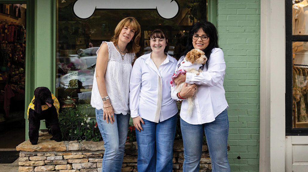 highlands-nc-mountain-paws-staff