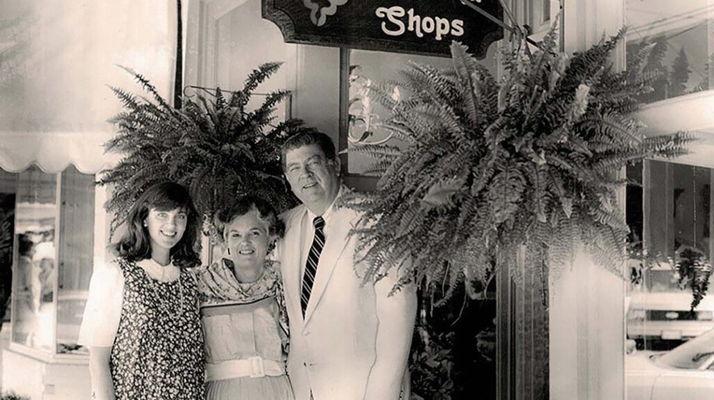 highlands-nc-shopping-wits-end-50-years-154654_1024x675