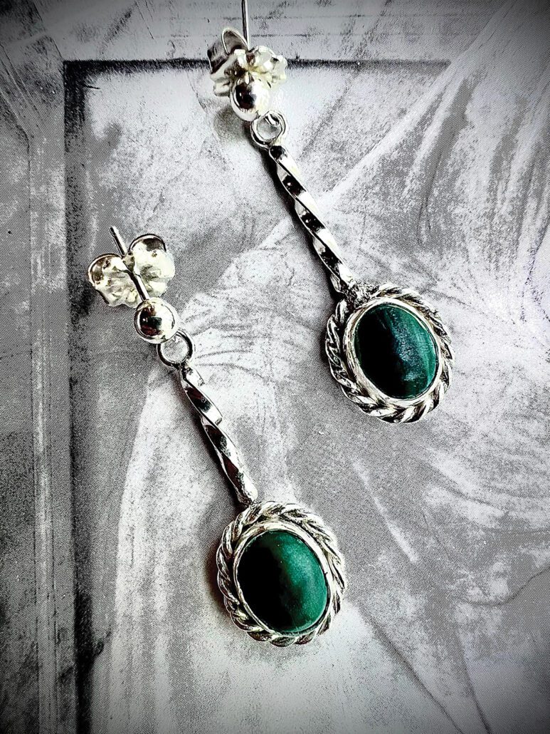 highlands-nc-silver-artist-green-earrings