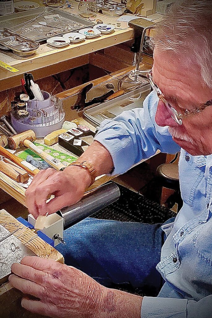 highlands-nc-silver-artist-robert-working
