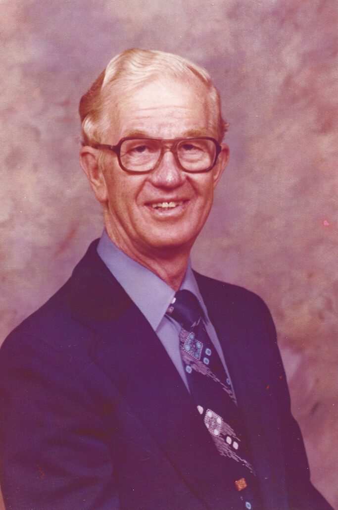 hiker-cashiers-history-Mr-Hooper