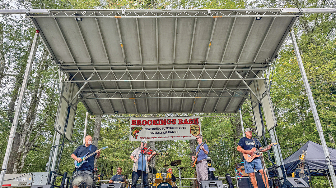 cashiers-nc-brookings-bash-jupiter-coyote