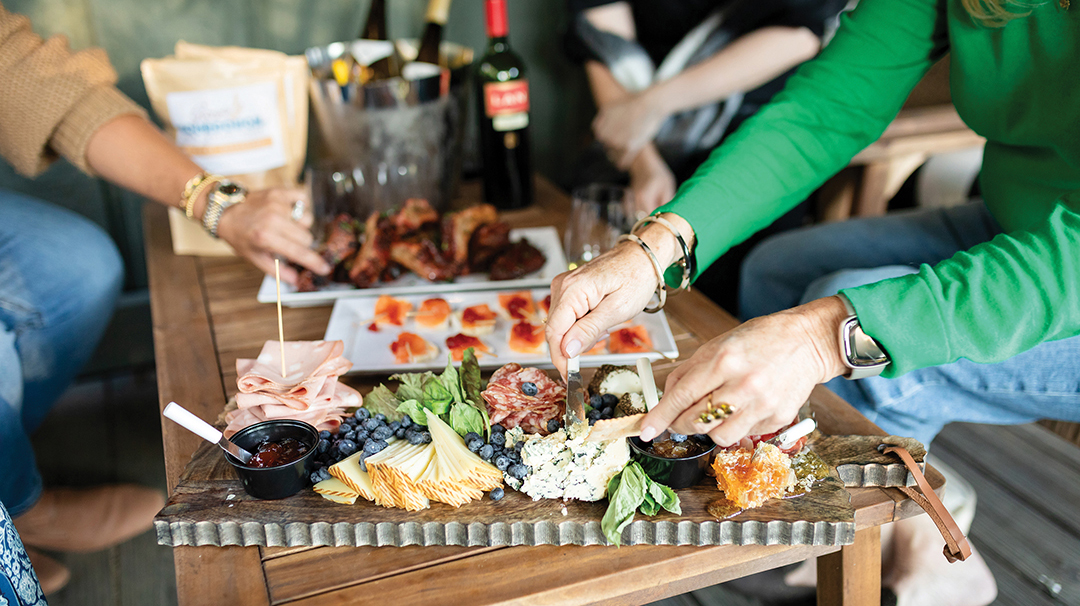 cashiers-nc-resturant-duck-hawk-provisions-snack