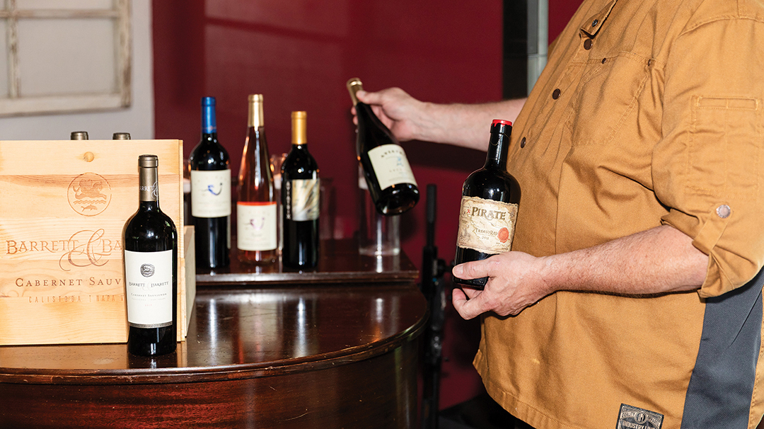 highands-nc-restaurant-on-the-verandah-andrew-pirate