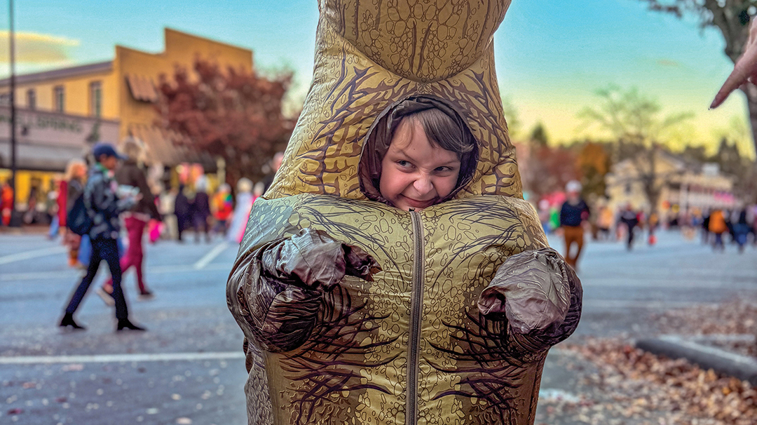 highlands-nc-halloween-jase