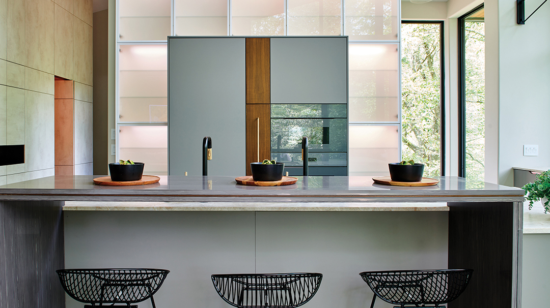 highlands-nc-black-rock-builders-bar