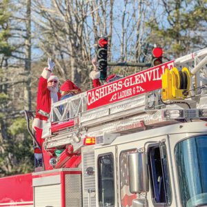 cashiers-nc-christmas-parade-santa