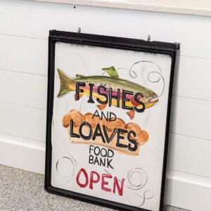 cashiers-nc-fishes-loaves-sign
