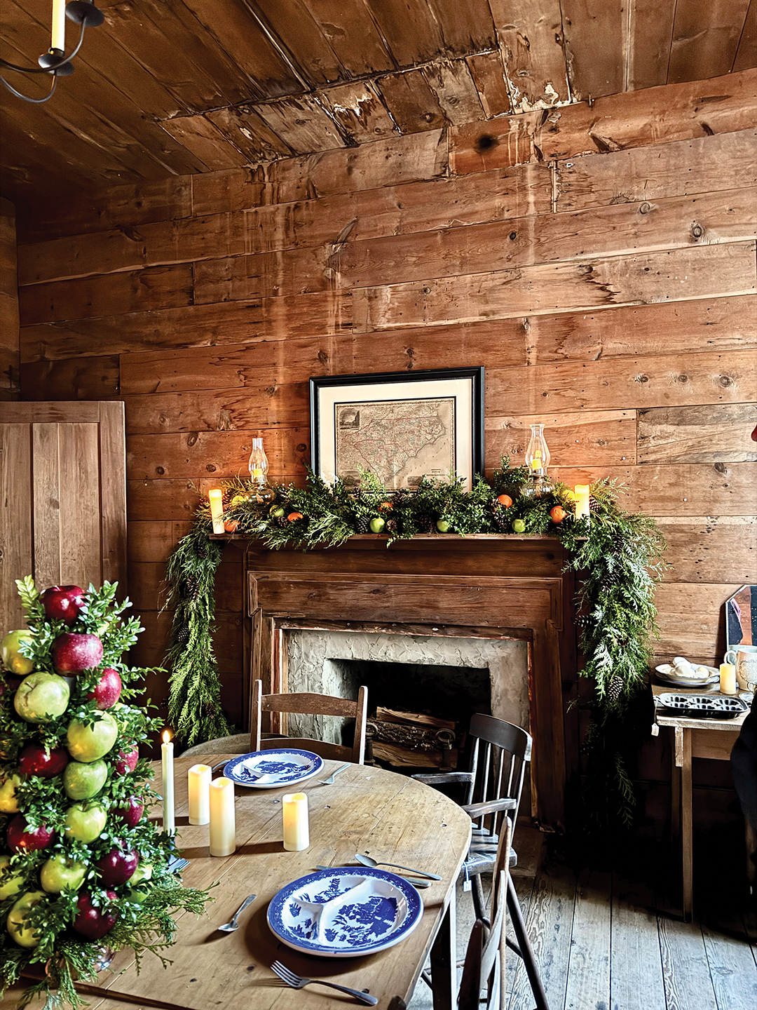 cashiers-nc-historical-candlelight-tour-hearth