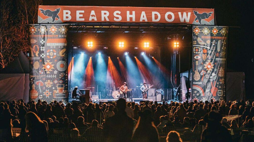 highlands-nc-bear-shadow-music-festival-concert-lights-